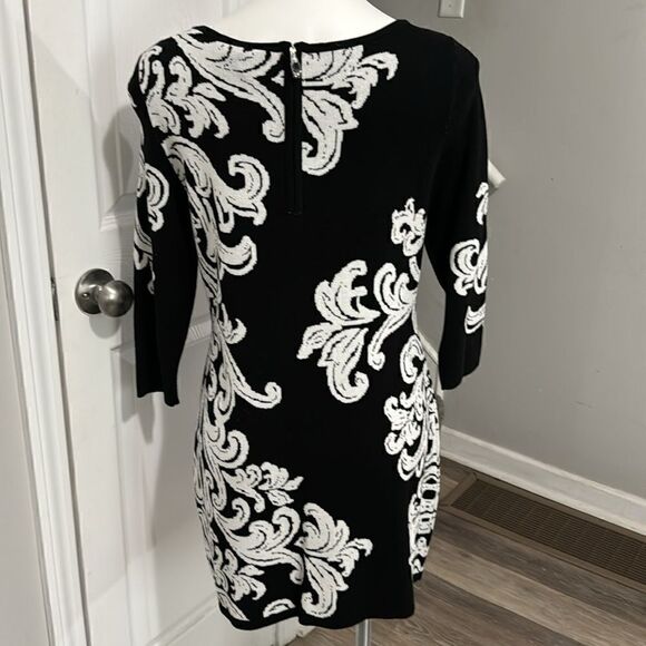 WHITE HOUSE BLACK MARKET SWEATER MINI DRESS NWT SIZE M - Picture 3 of 10